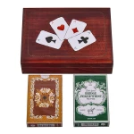 Karciarka 4 ASY drewniana  inkrustowana + dwie talie kart Piatnik Liście Dębu